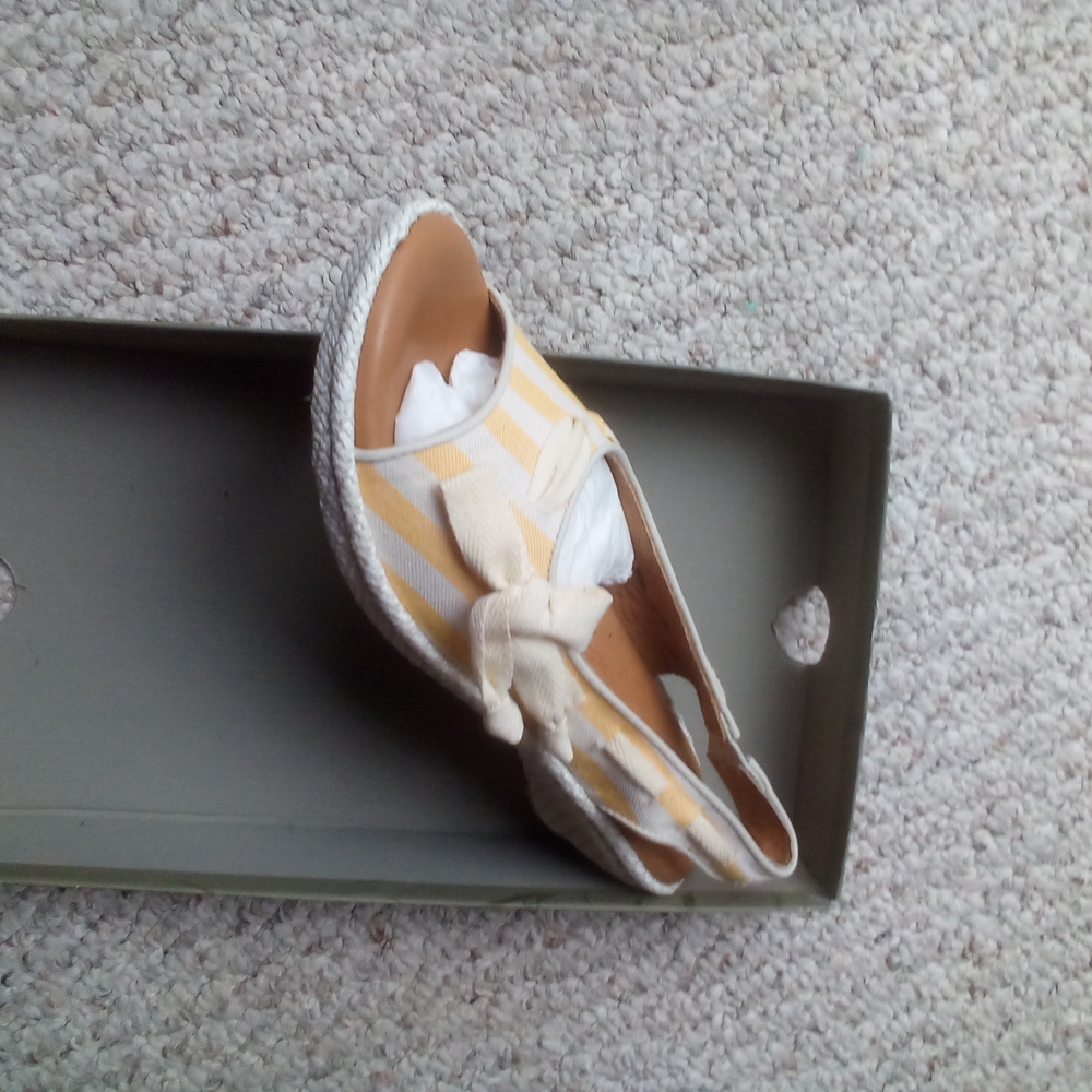 Born Silvia Bright Yellow Footwear